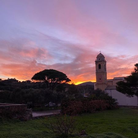 Capraia Isola Bagian luar foto